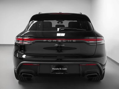 2026 Porsche Macan Base