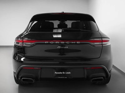 2026 Porsche Macan Base