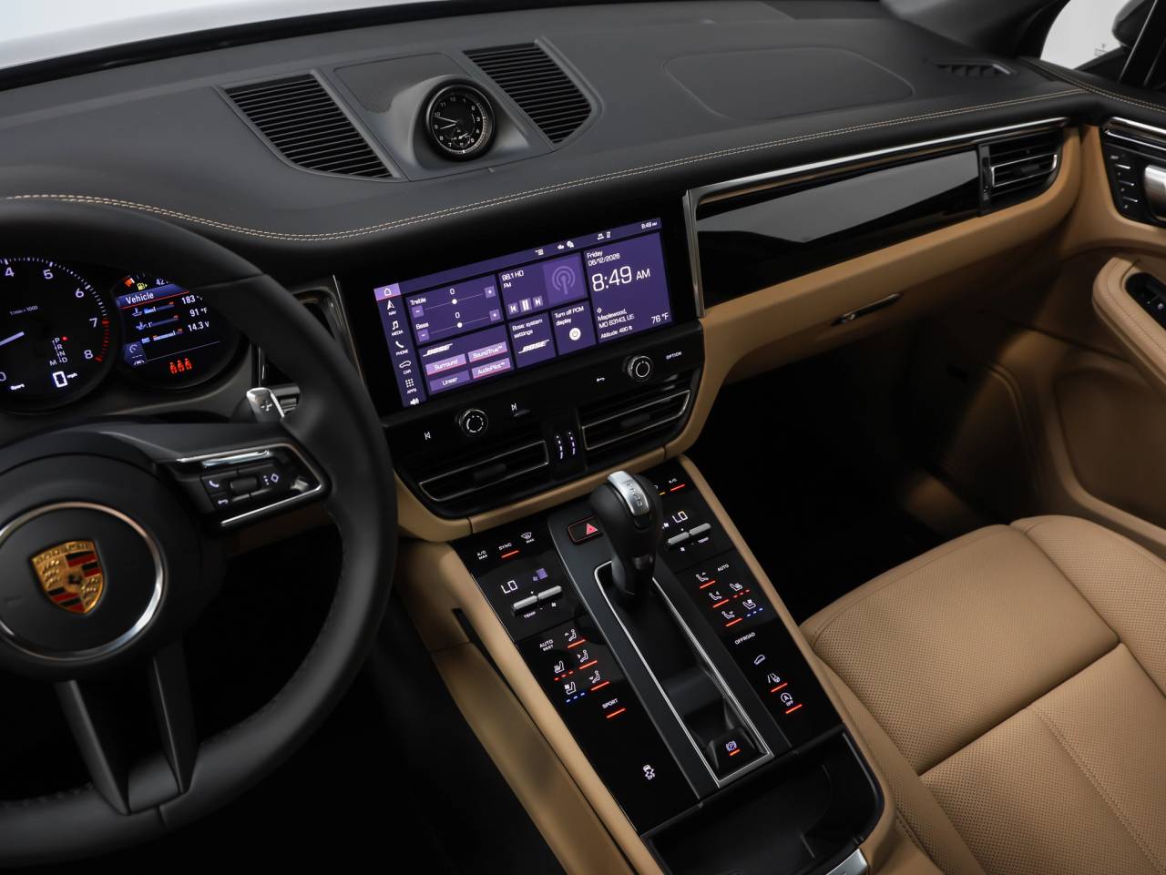 2026 Porsche Macan Base