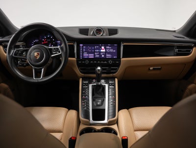 2020 Porsche Macan Macan