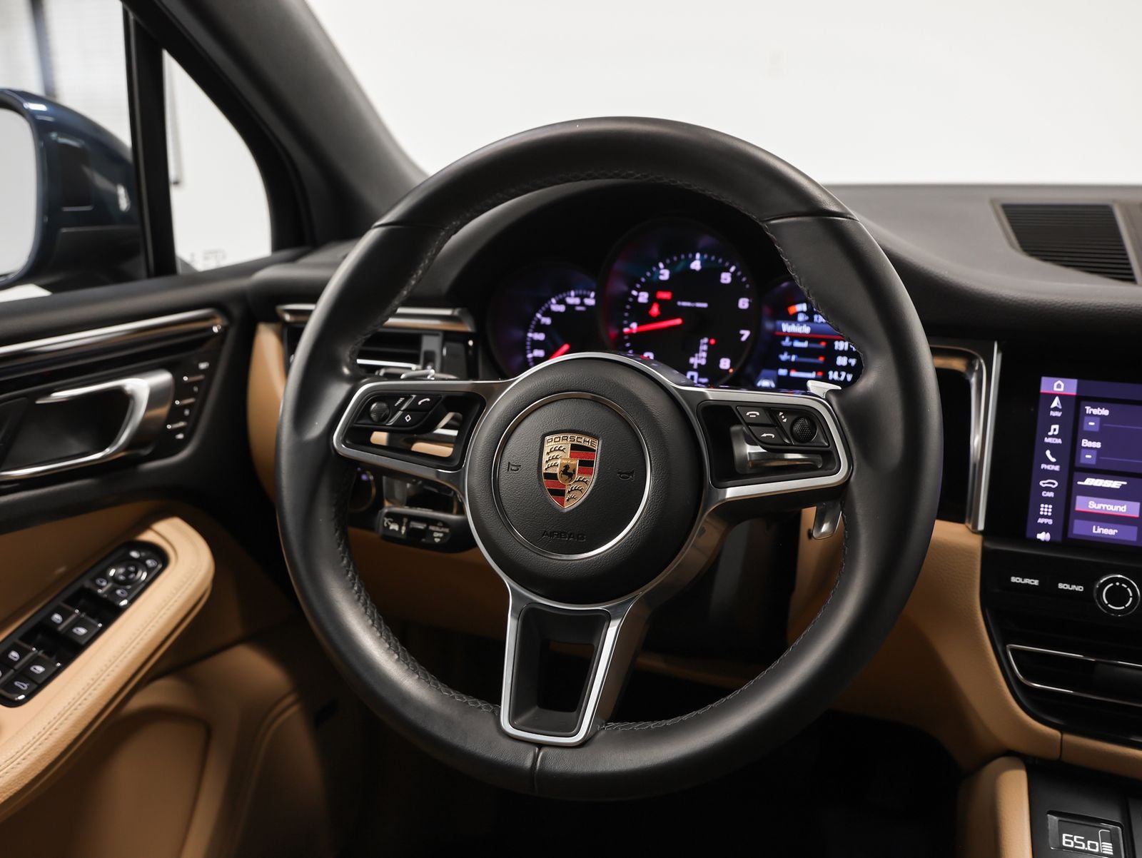 2020 Porsche Macan Macan