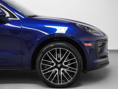 2023 Porsche Macan Macan