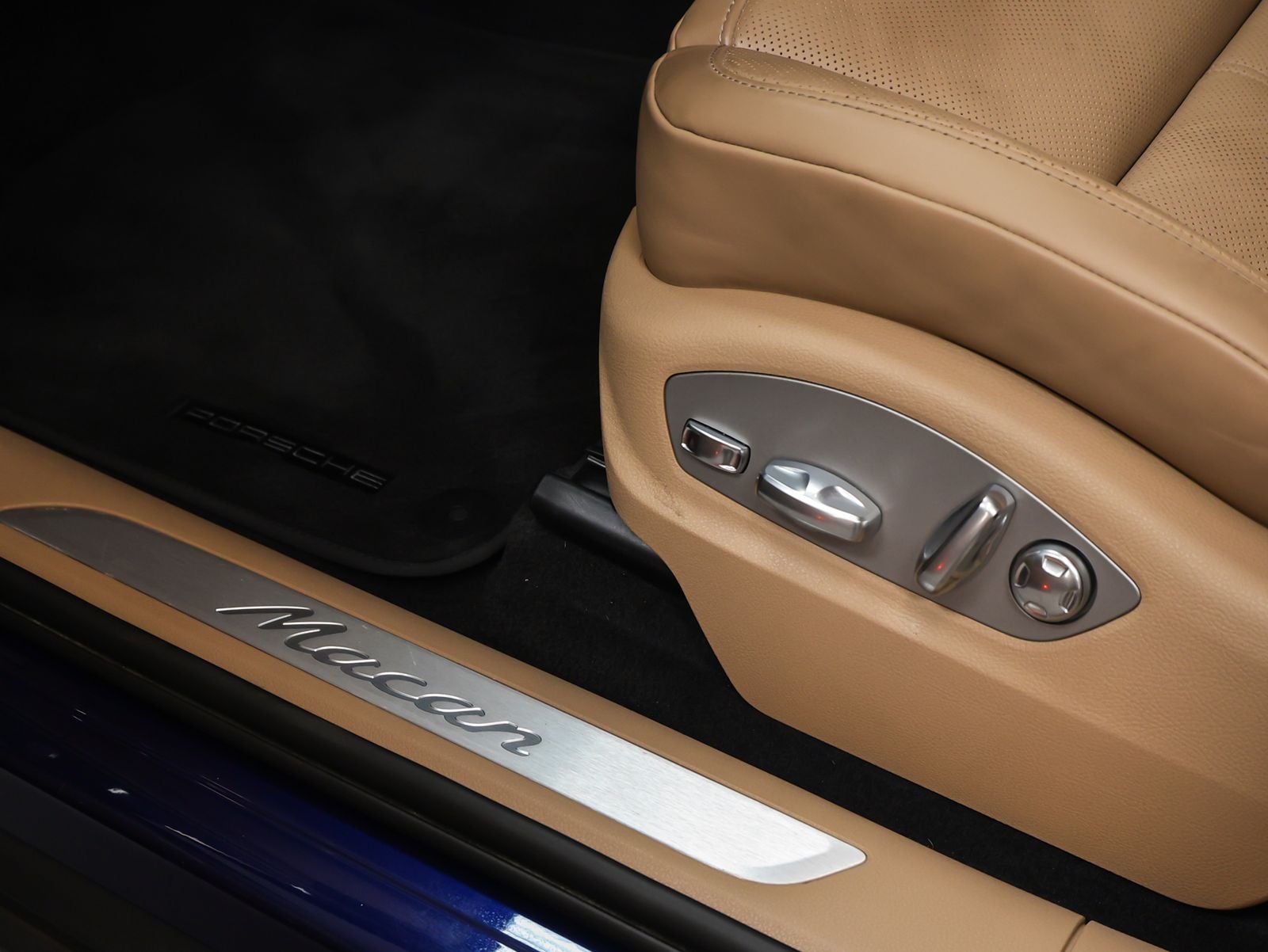 2023 Porsche Macan Macan