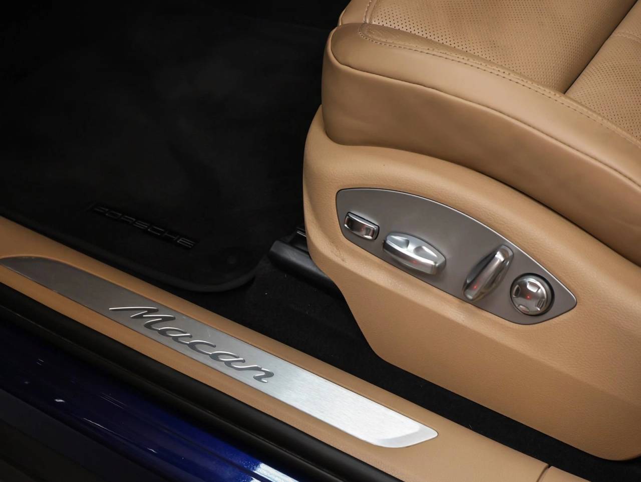 2023 Porsche Macan Macan