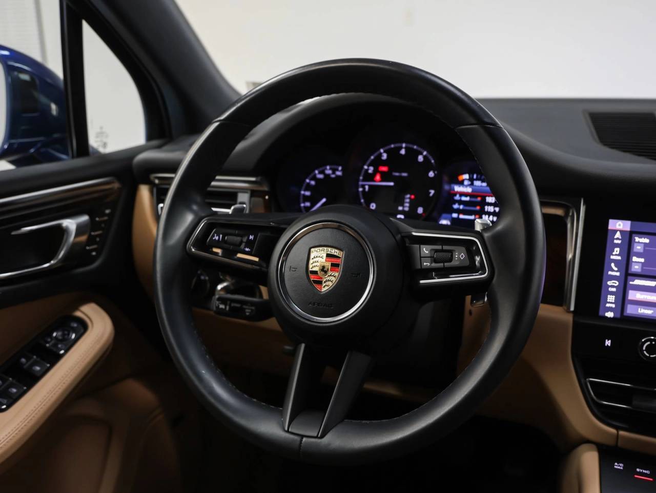 2023 Porsche Macan Macan