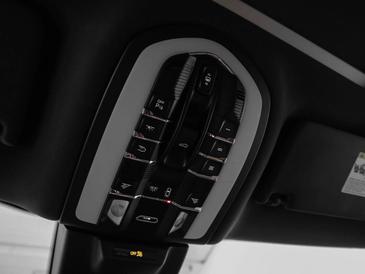 2023 Porsche Macan Macan