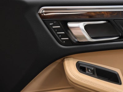 2023 Porsche Macan Macan