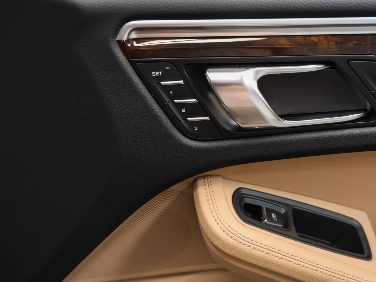2023 Porsche Macan Macan