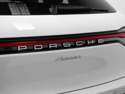 2025 Porsche Macan Base