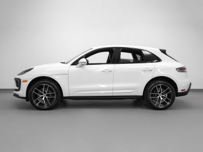2026 Porsche Macan Macan