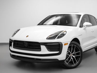 2026 Porsche Macan Macan