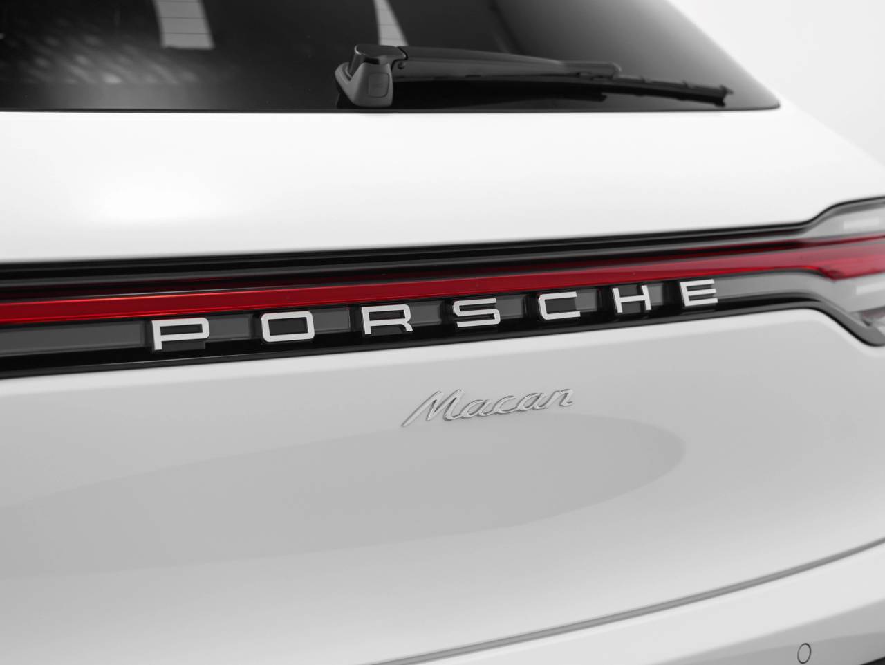 2026 Porsche Macan Macan