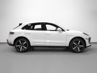 2026 Porsche Macan Macan