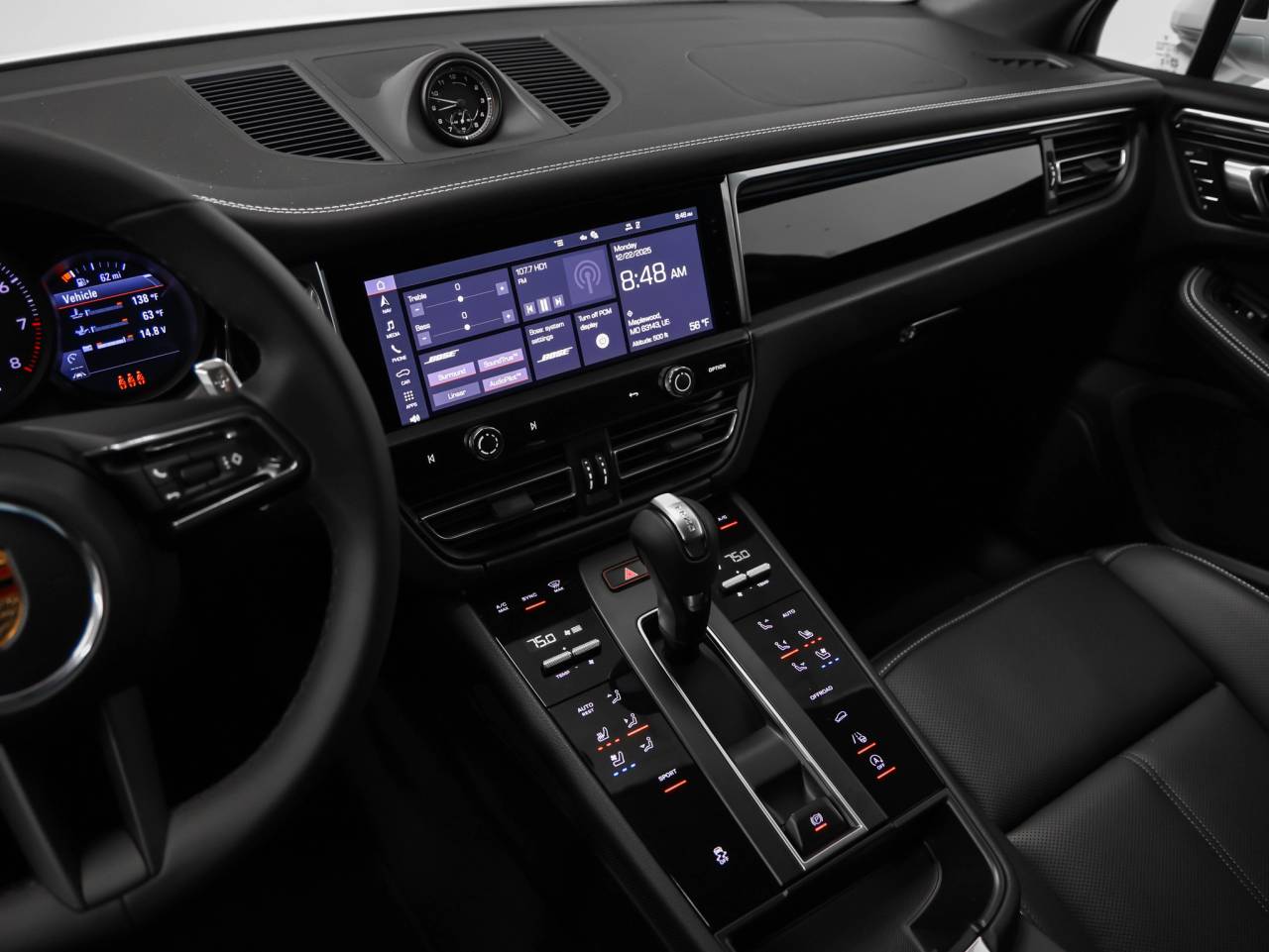 2026 Porsche Macan Macan