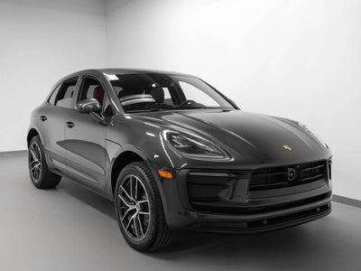 2026 Porsche Macan Macan