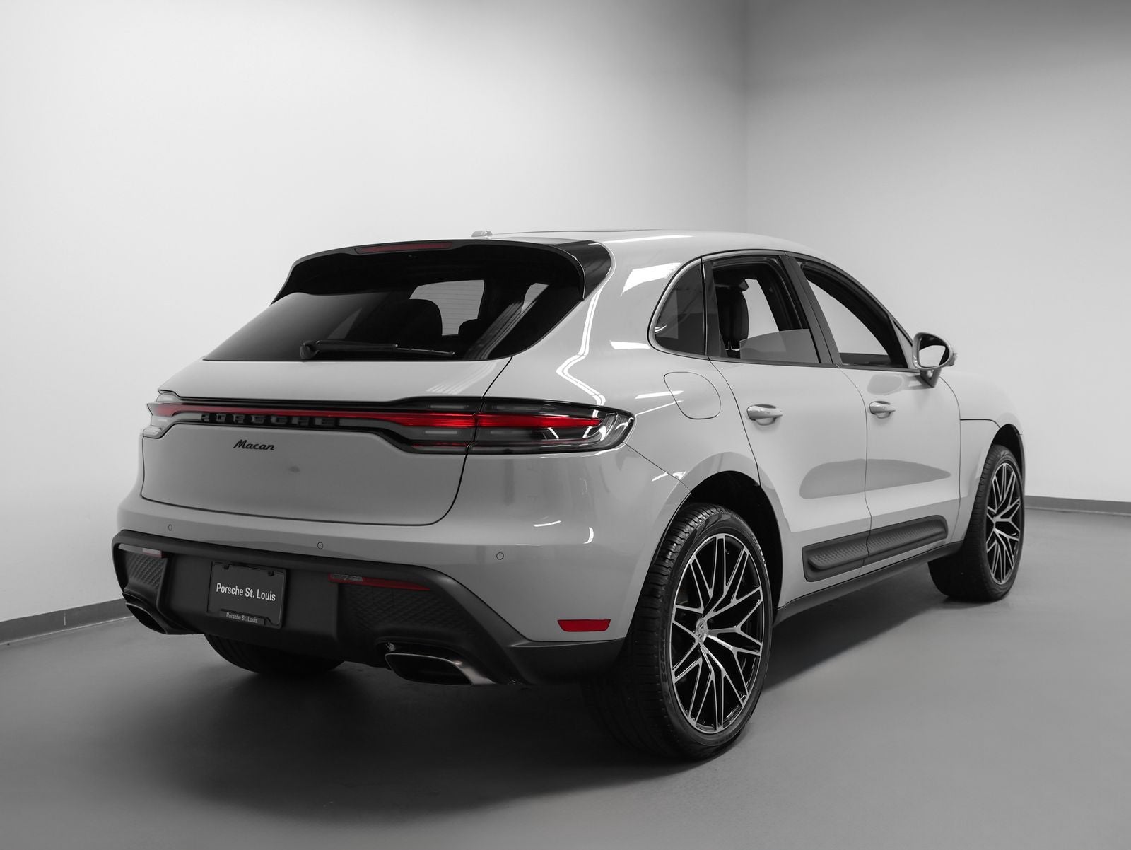 2026 Porsche Macan Macan