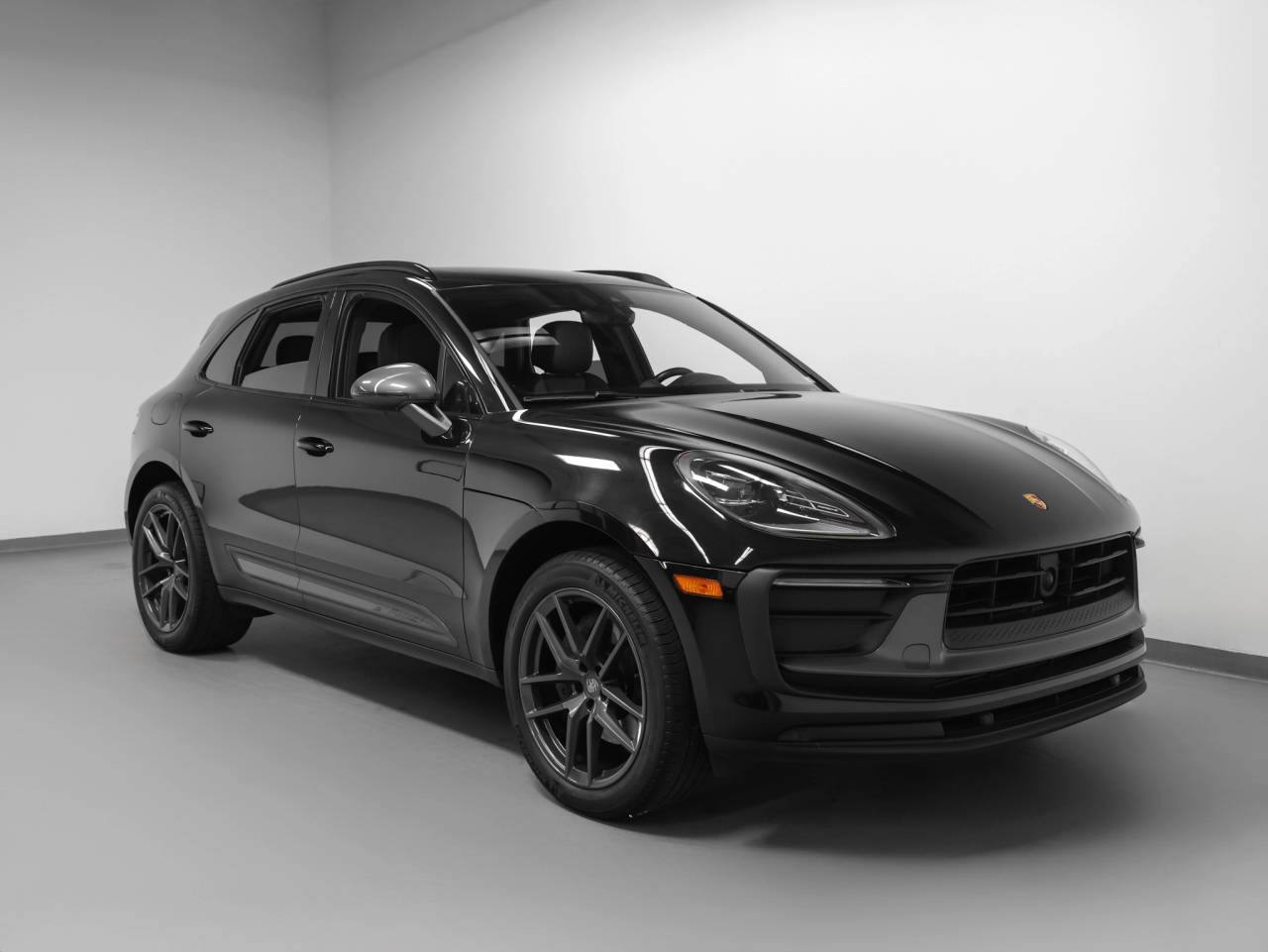 2023 Porsche Macan Macan T