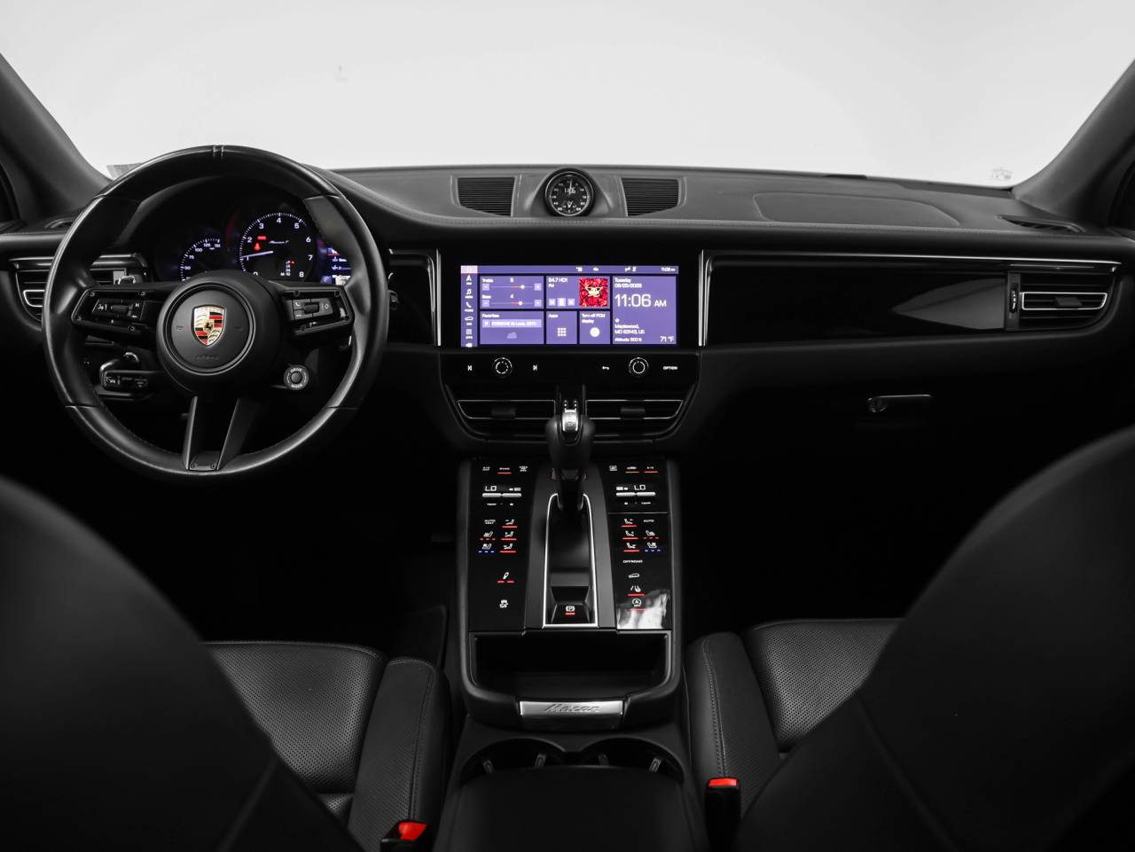 2023 Porsche Macan Macan T