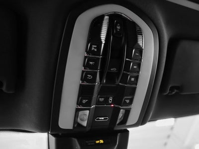 2023 Porsche Macan Macan T