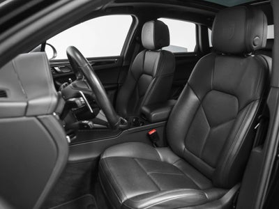 2023 Porsche Macan Macan T