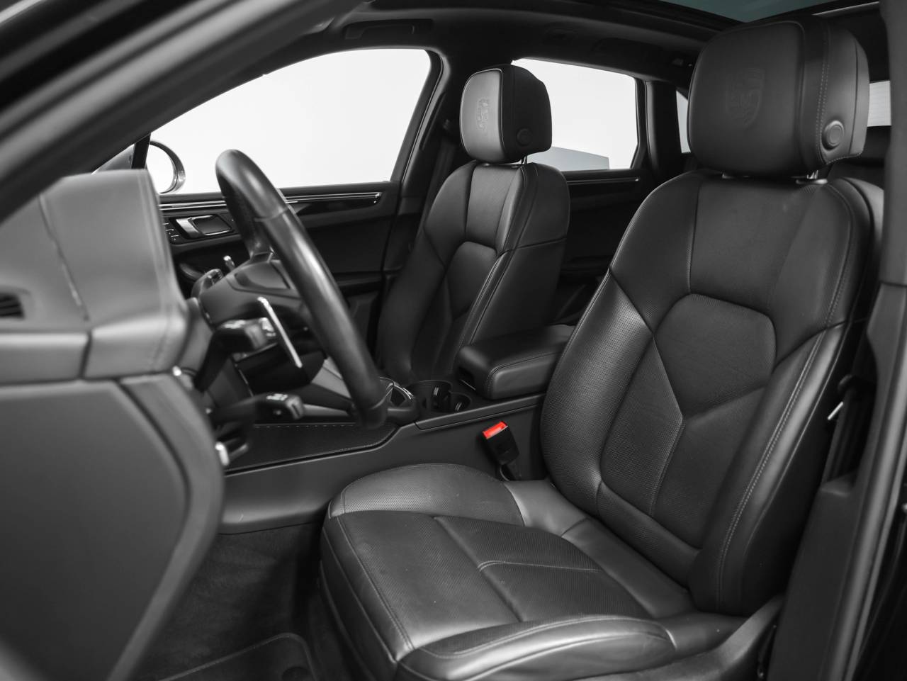 2023 Porsche Macan Macan T