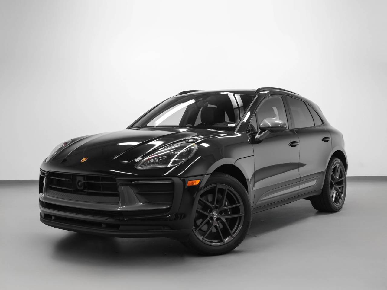 2023 Porsche Macan Macan T