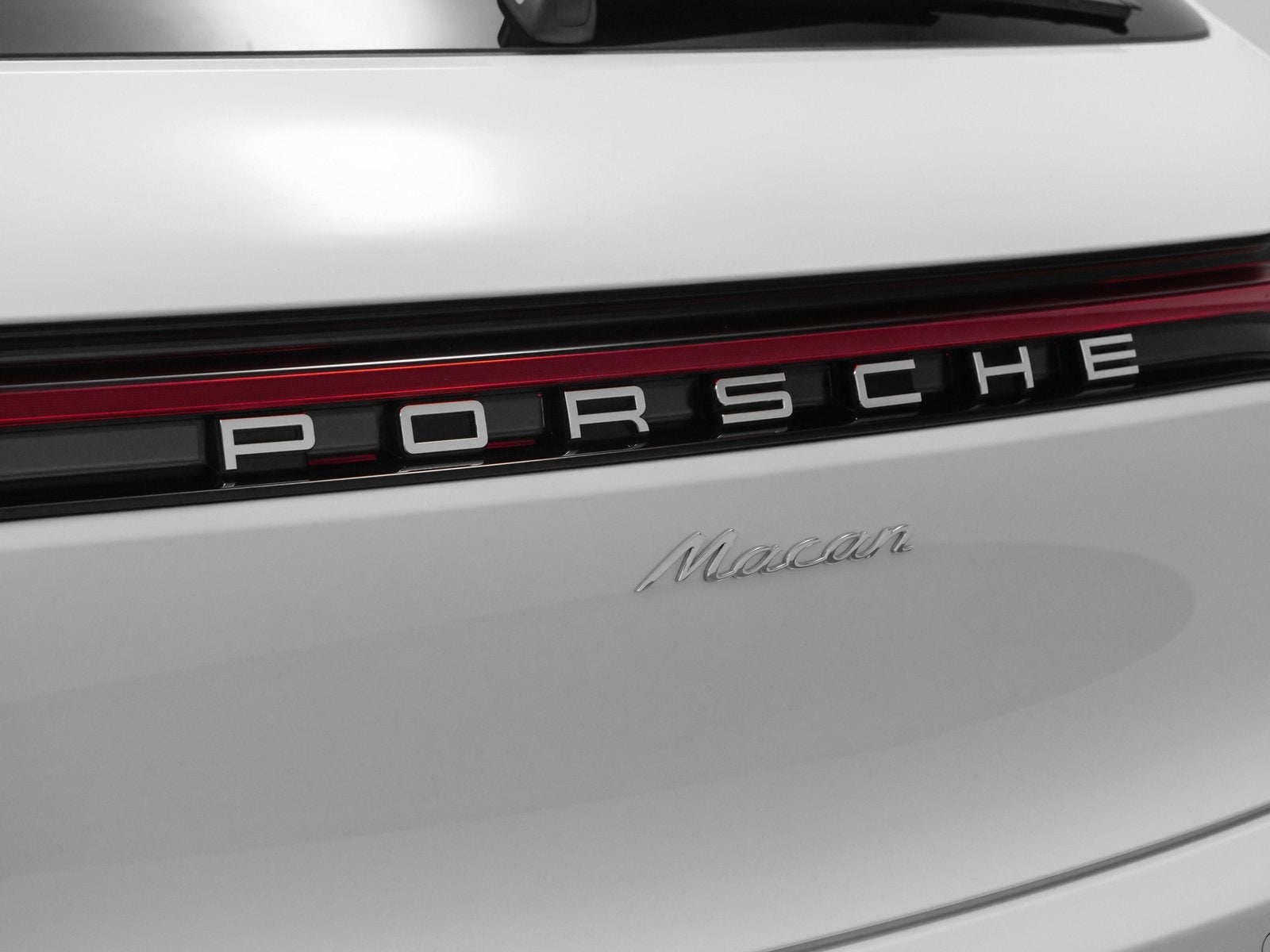 2025 Porsche Macan Macan