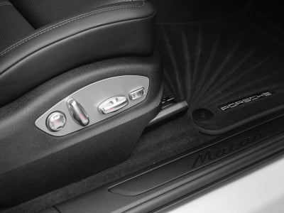 2025 Porsche Macan Macan