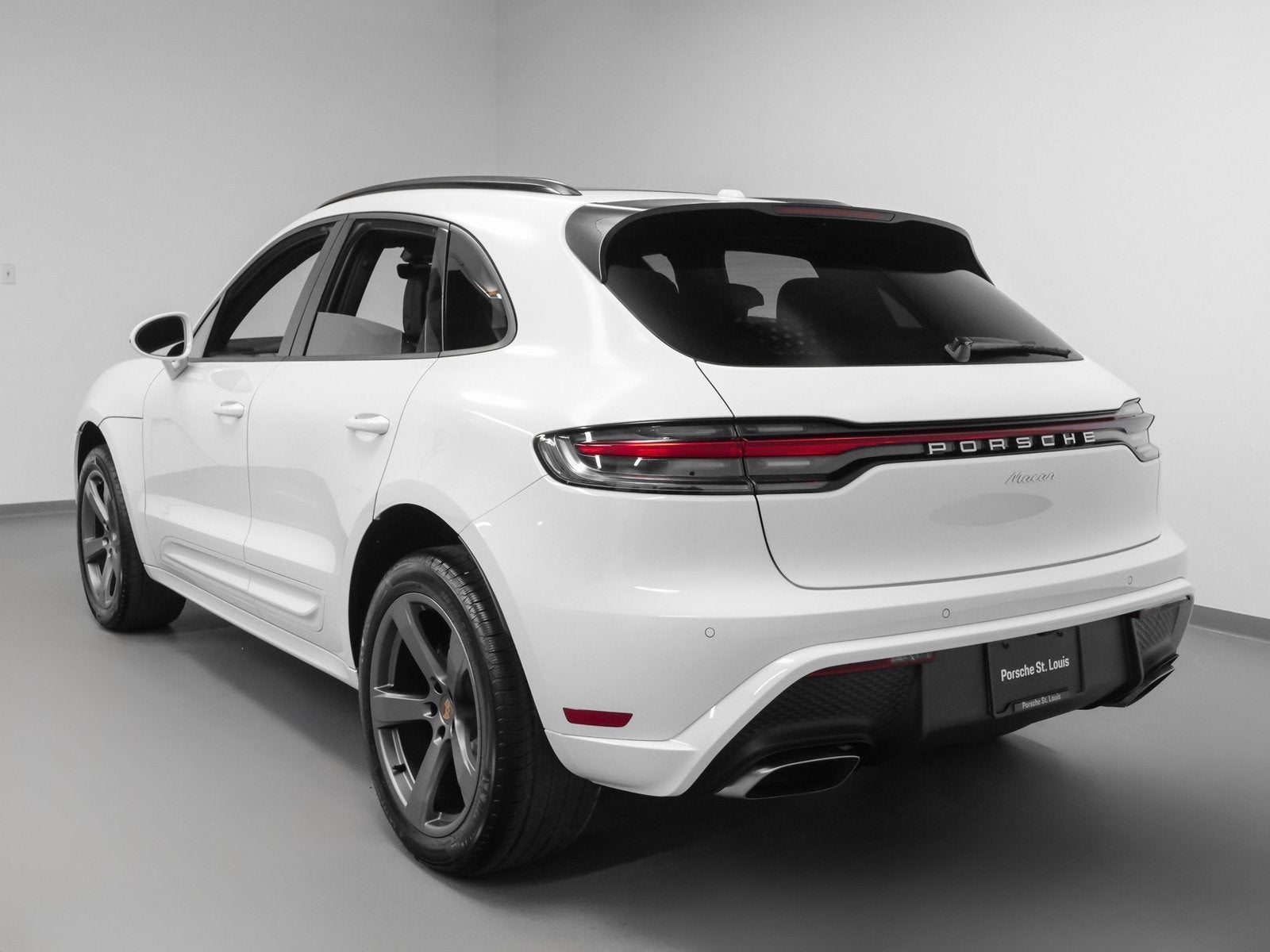2025 Porsche Macan Macan
