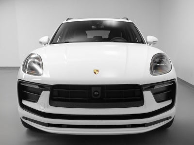 2025 Porsche Macan Macan