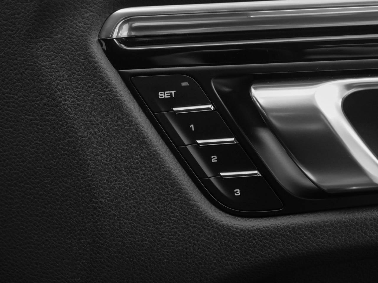 2025 Porsche Macan Macan