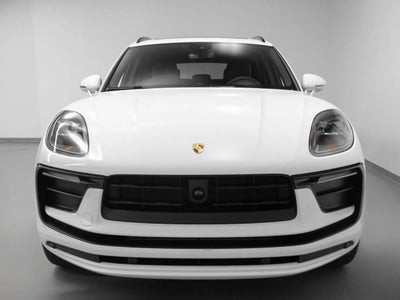 2025 Porsche Macan Macan