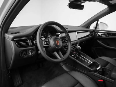 2025 Porsche Macan Macan