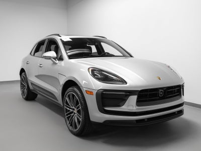 2026 Porsche Macan Macan