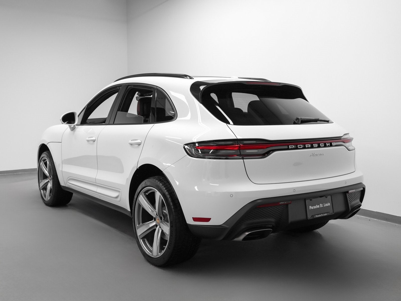 2026 Porsche Macan Macan