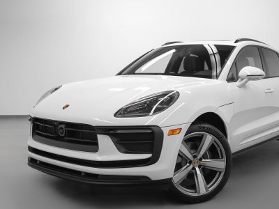 2026 Porsche Macan Macan