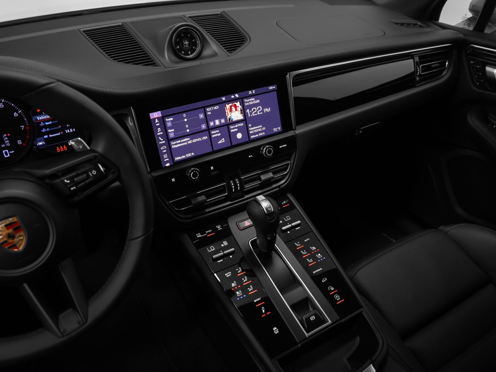 2026 Porsche Macan Base