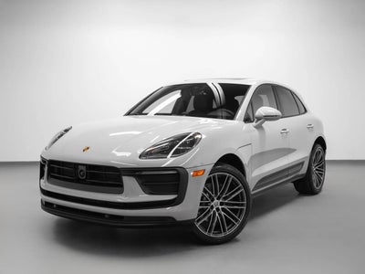 2026 Porsche Macan Base