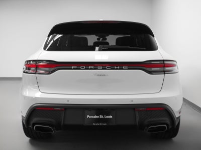 2026 Porsche Macan Macan