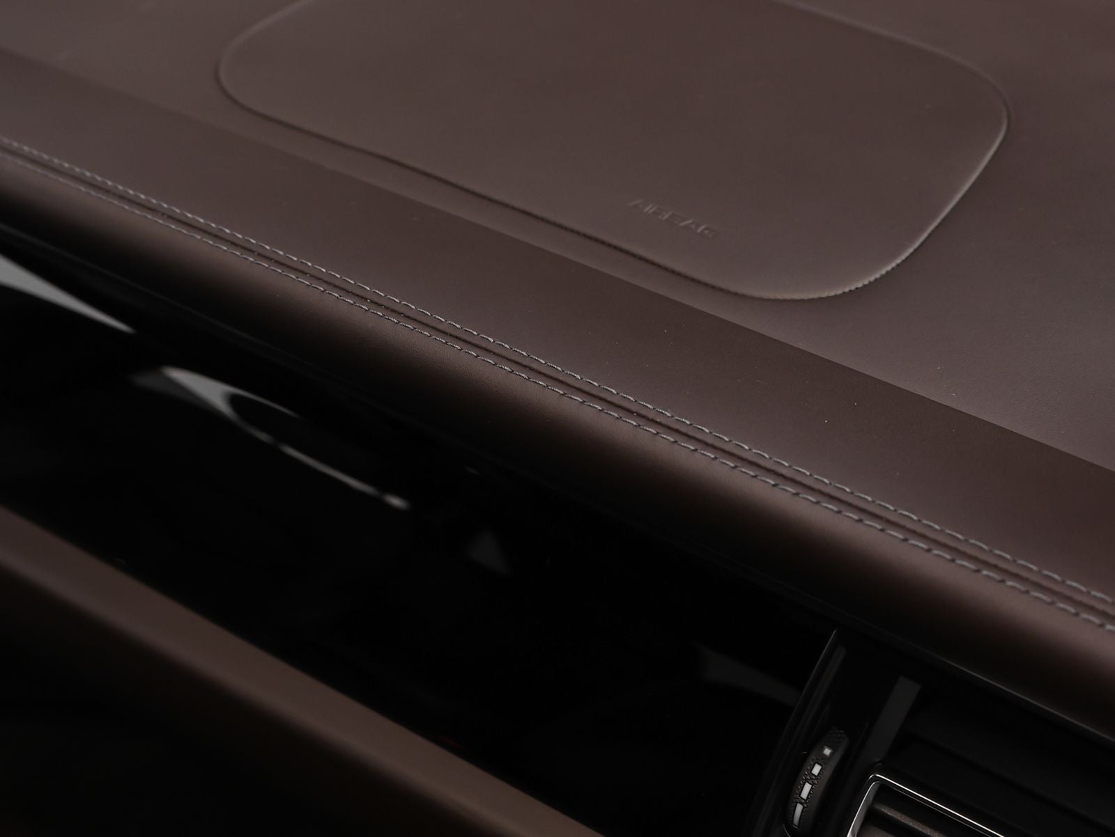 2019 Porsche Macan Macan