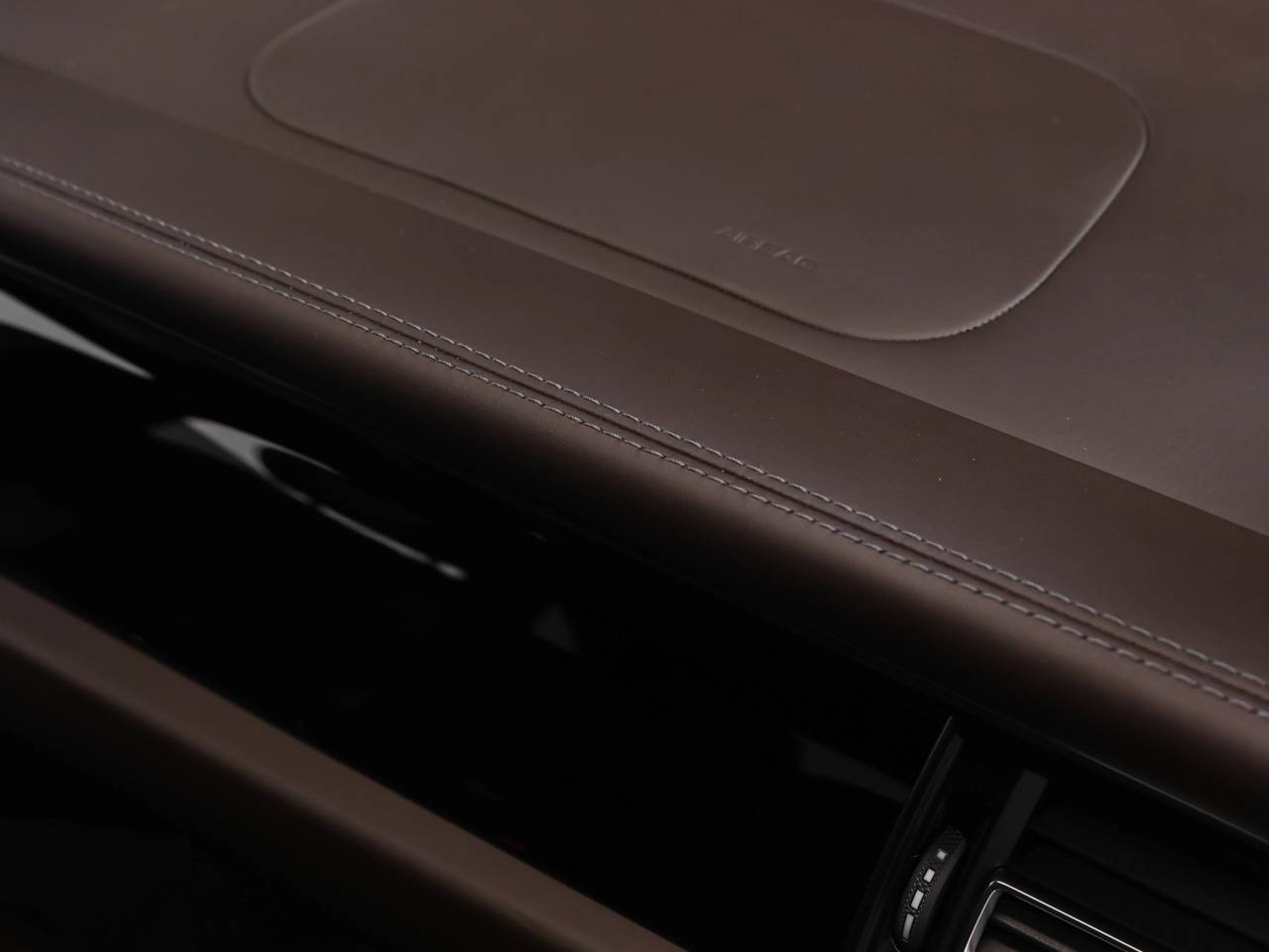 2019 Porsche Macan Macan