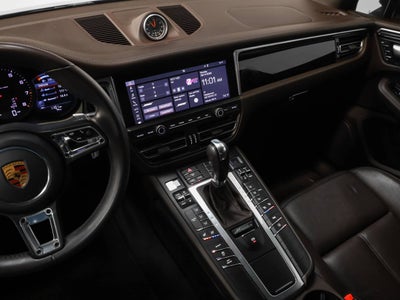 2019 Porsche Macan Macan
