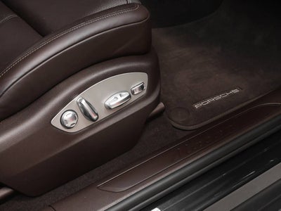 2019 Porsche Macan Macan
