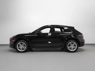 2021 Porsche Macan Macan