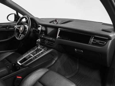 2021 Porsche Macan Macan