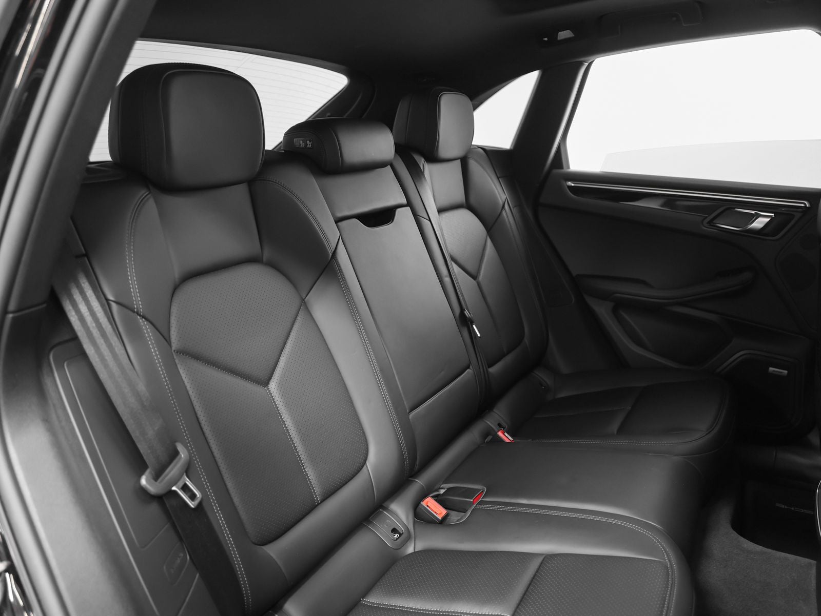 2021 Porsche Macan Macan