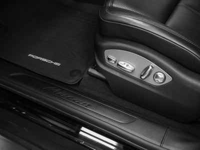 2021 Porsche Macan Macan