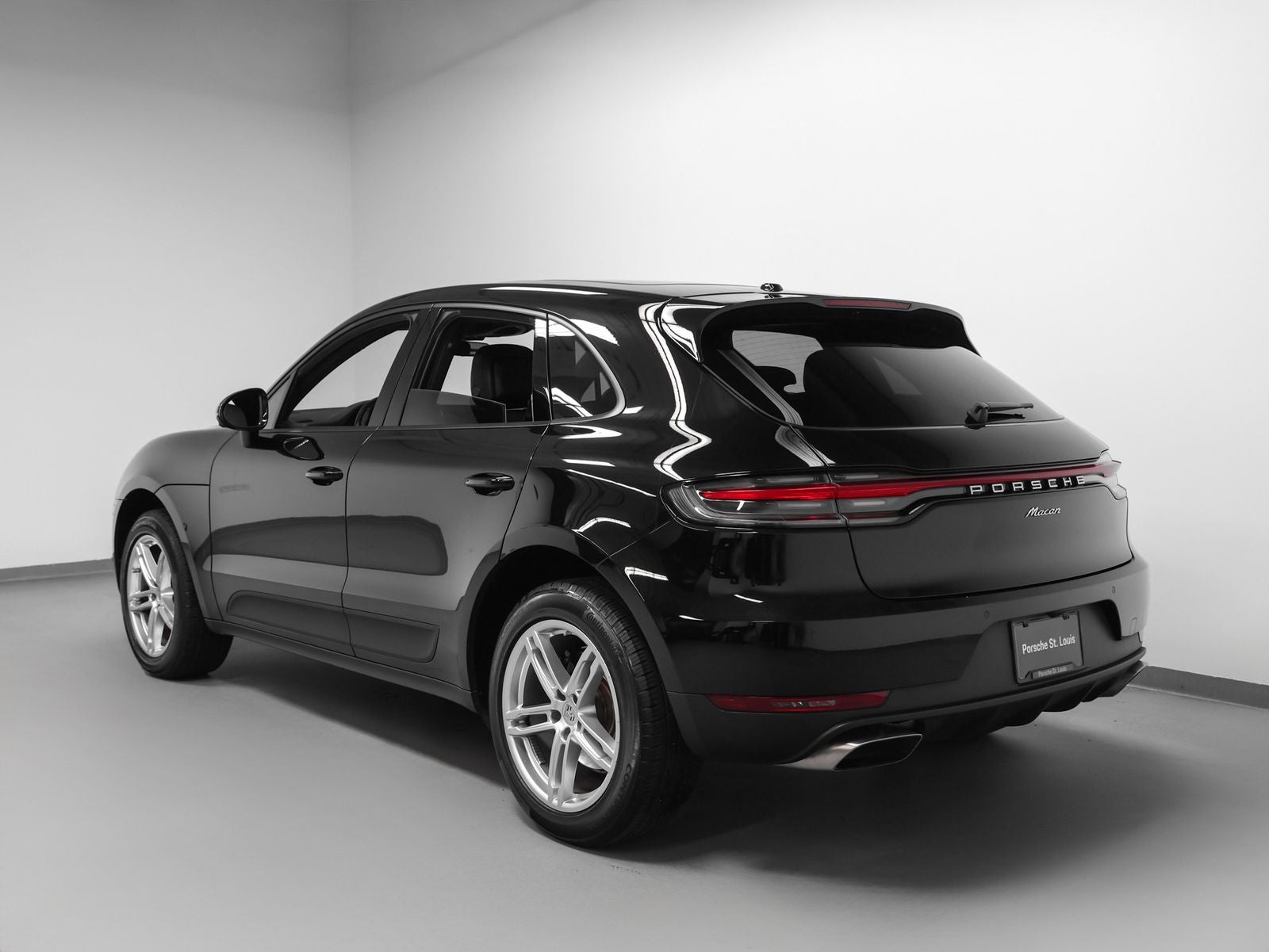 2021 Porsche Macan Macan