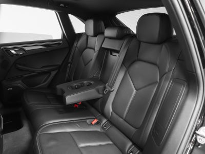 2021 Porsche Macan Macan