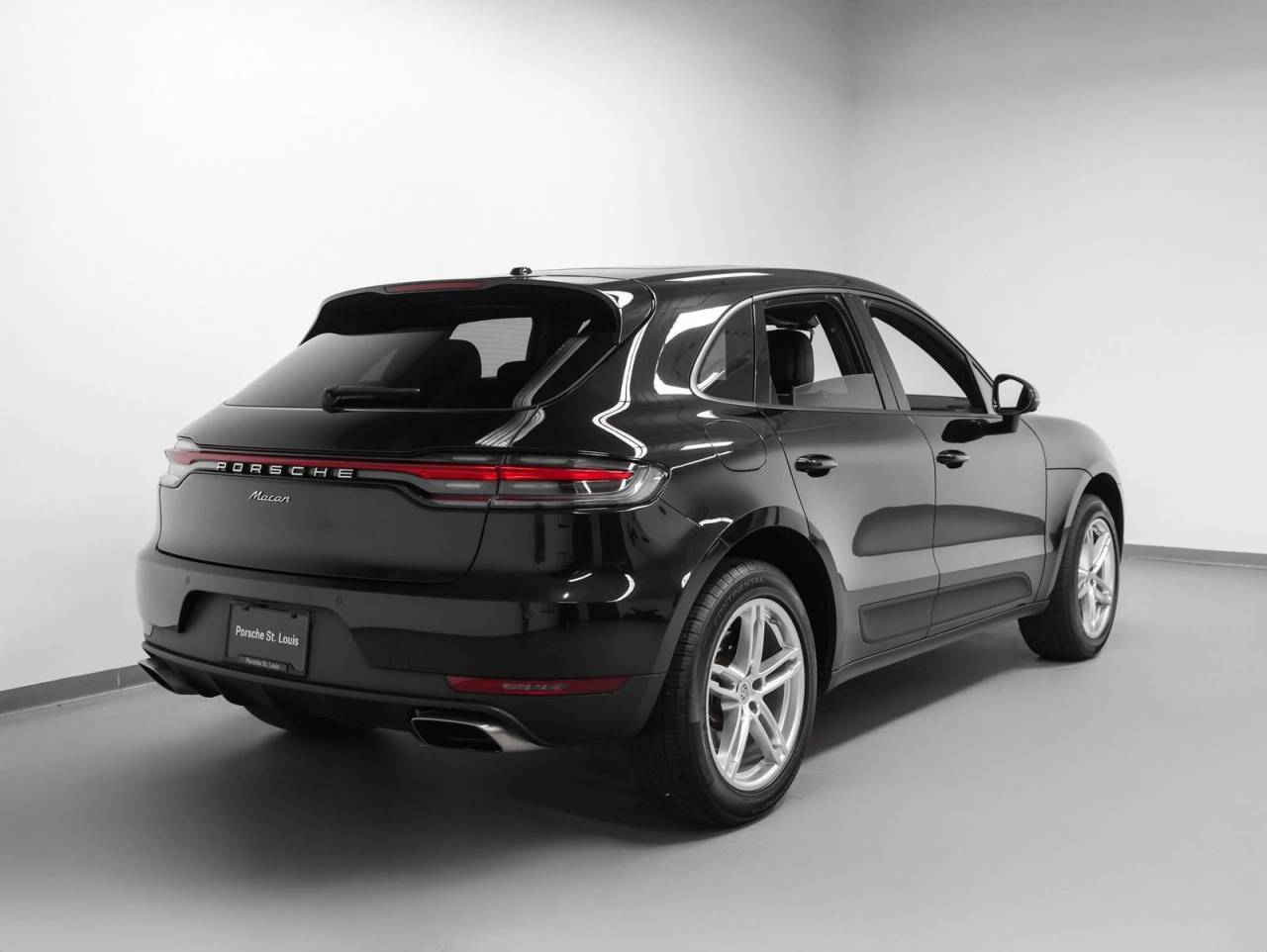 2021 Porsche Macan Macan